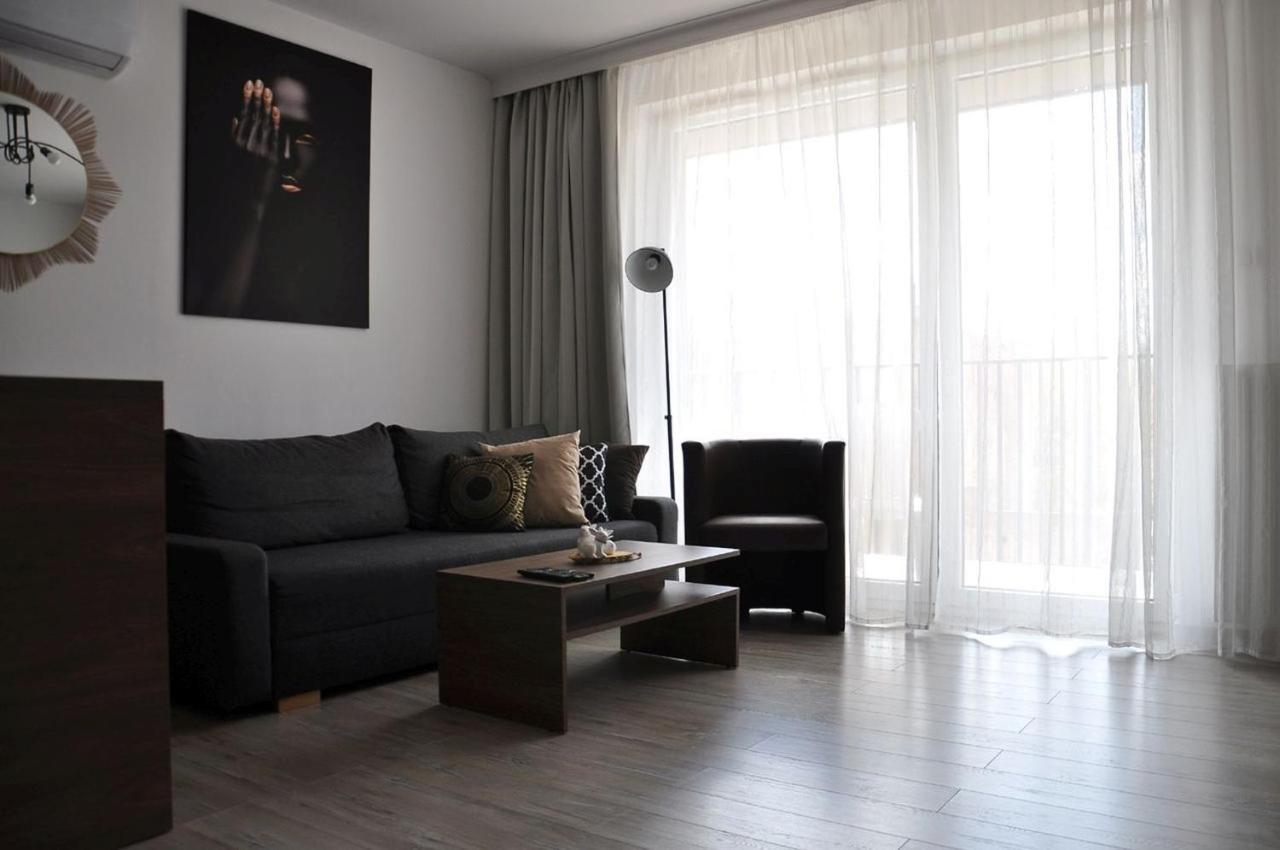 Q Apart Grand - Klimatyzowane 3 Pokojowe Apartamenty Przy Manufakturze Z Garazem Gratis, Fv Łódź Exteriör bild