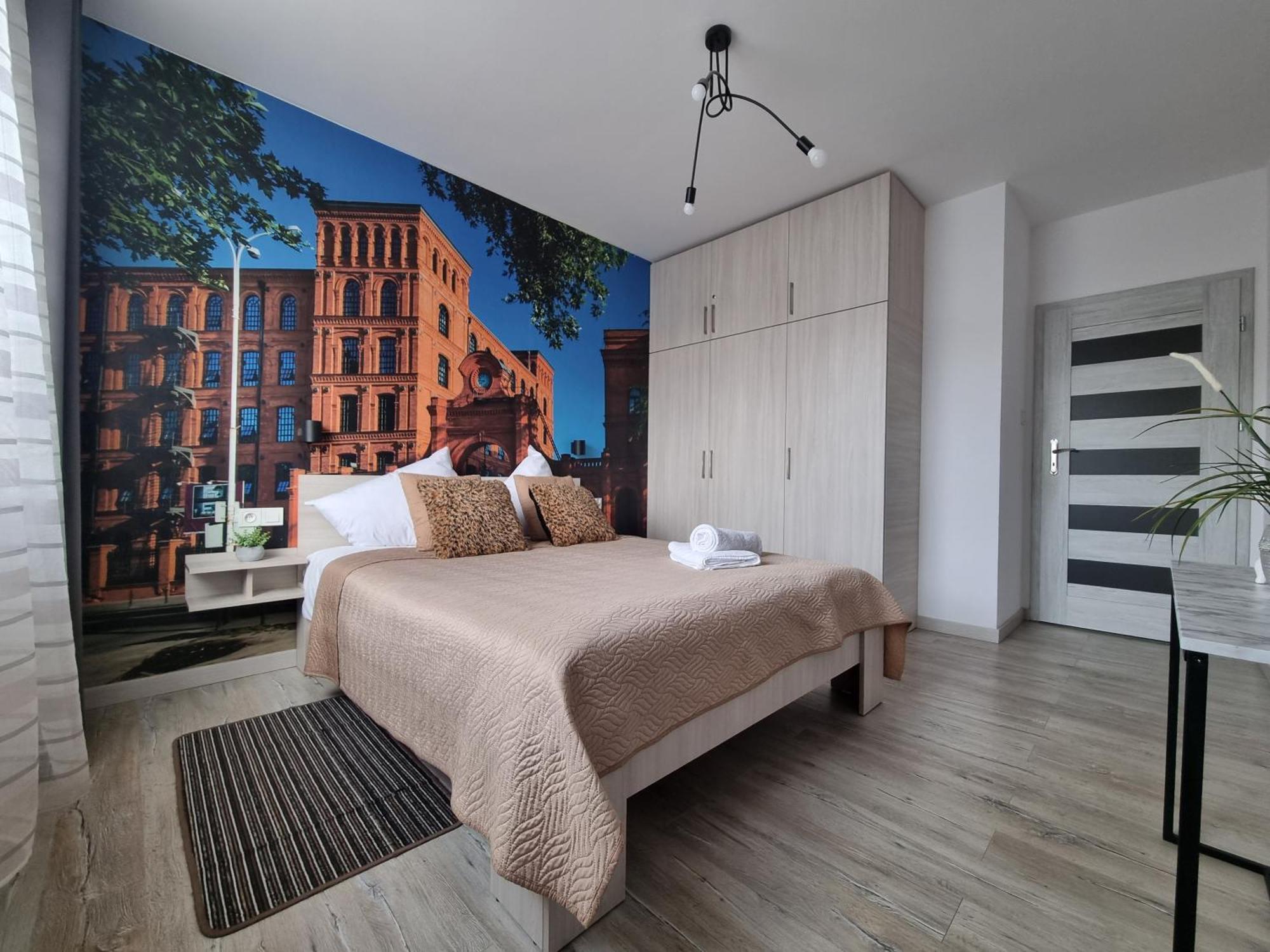 Q Apart Grand - Klimatyzowane 3 Pokojowe Apartamenty Przy Manufakturze Z Garazem Gratis, Fv Łódź Exteriör bild