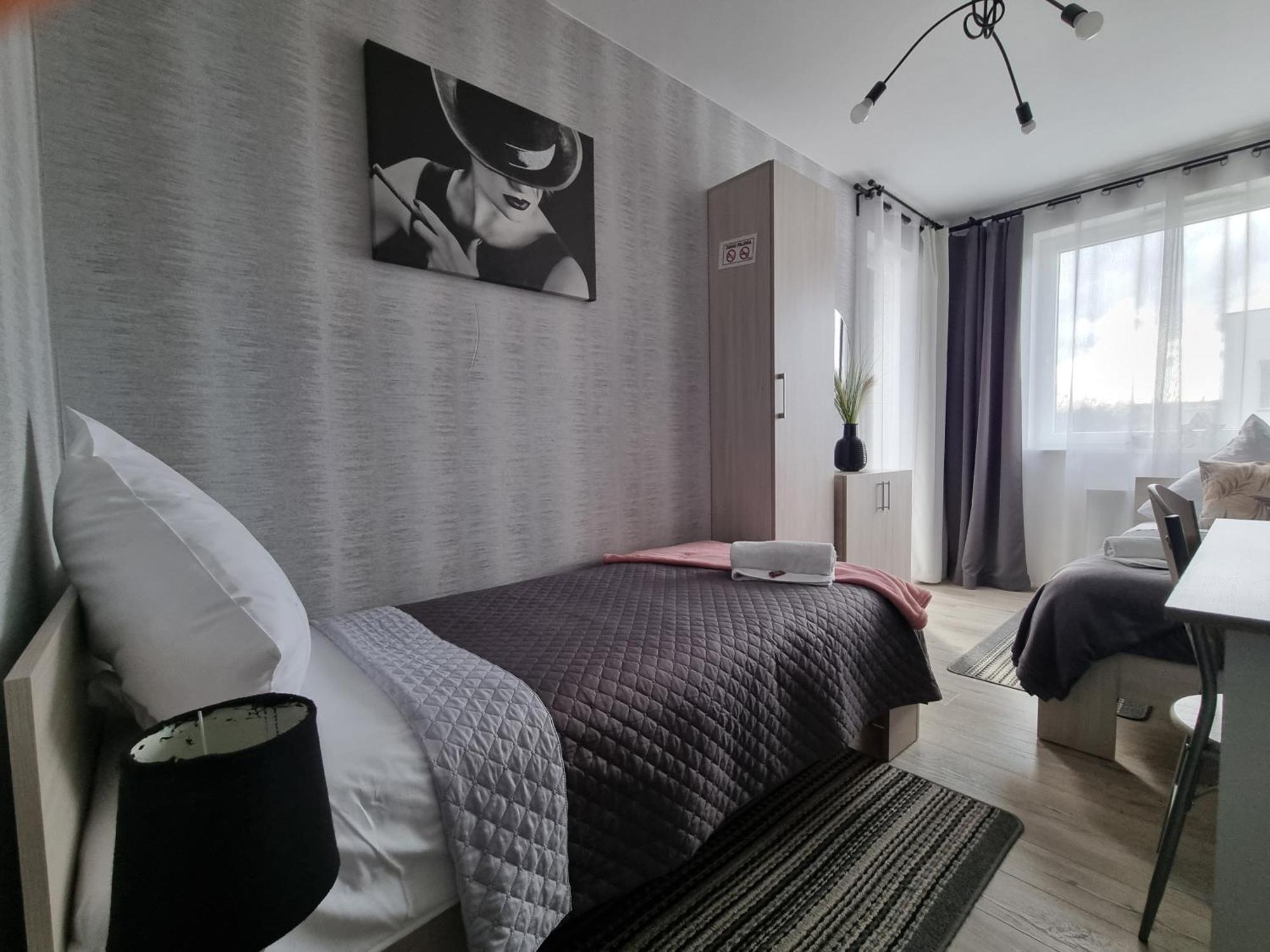 Q Apart Grand - Klimatyzowane 3 Pokojowe Apartamenty Przy Manufakturze Z Garazem Gratis, Fv Łódź Exteriör bild