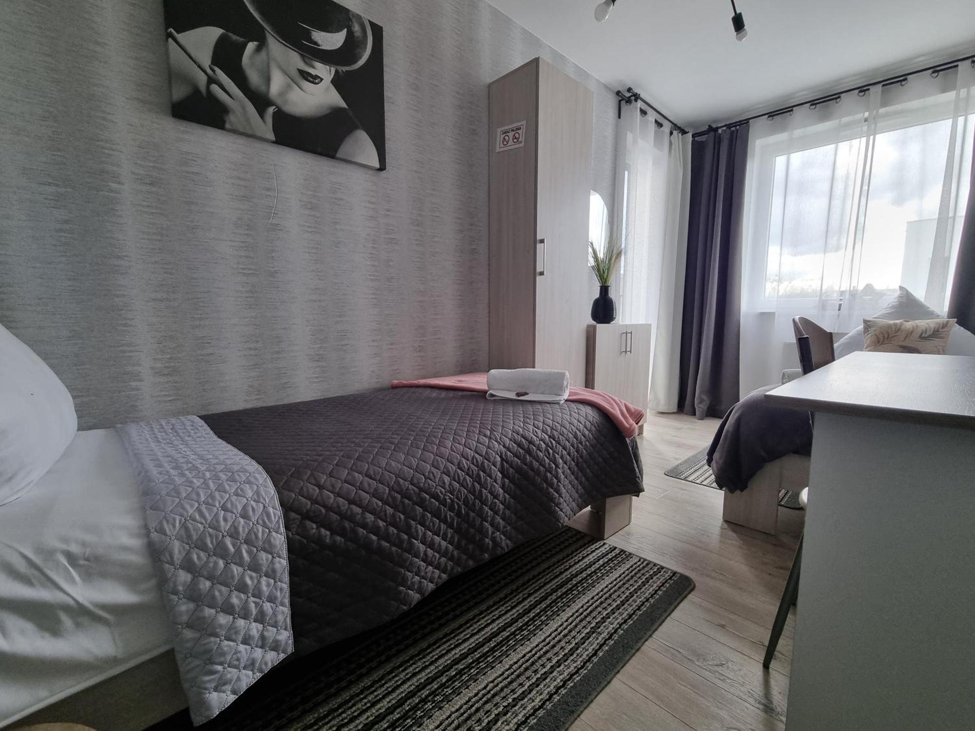 Q Apart Grand - Klimatyzowane 3 Pokojowe Apartamenty Przy Manufakturze Z Garazem Gratis, Fv Łódź Exteriör bild